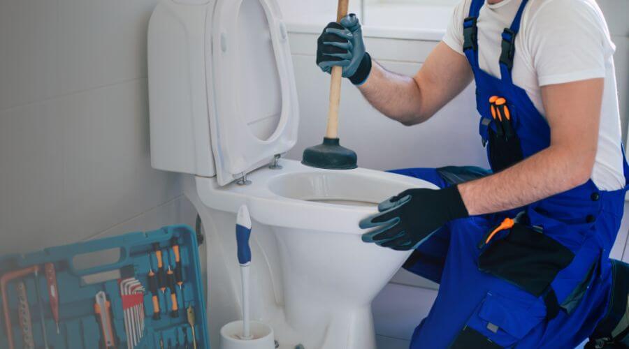 Professional water heater repair in Pharr, TX